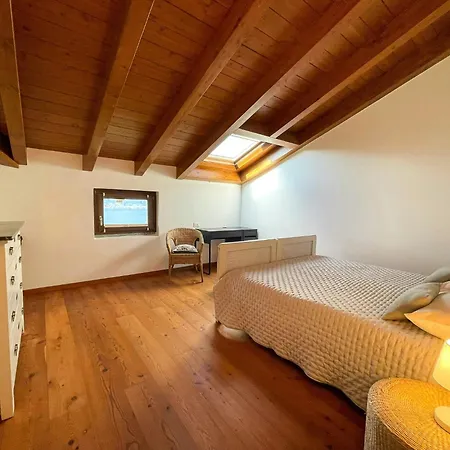 Attic With Panoramic View Of Appartement
